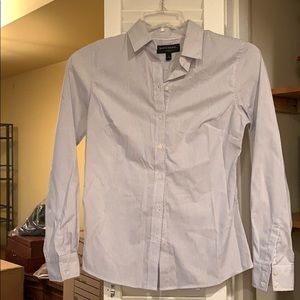 Banana Republic Tailored Fit Button Up Shirt